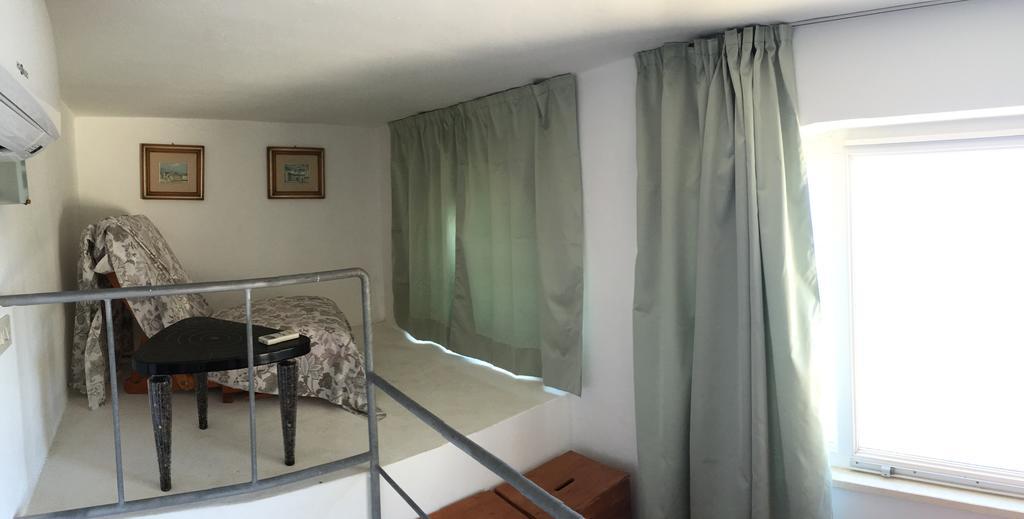 Raffaele Apartment Ponza Ruang foto